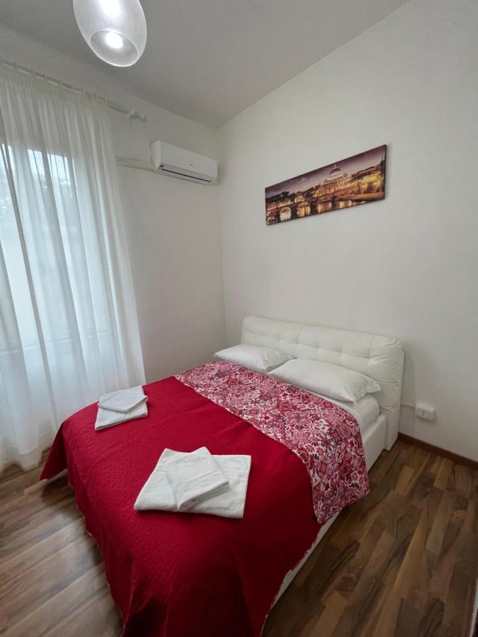 Colosseo Guest House Gil Roma Esterno foto